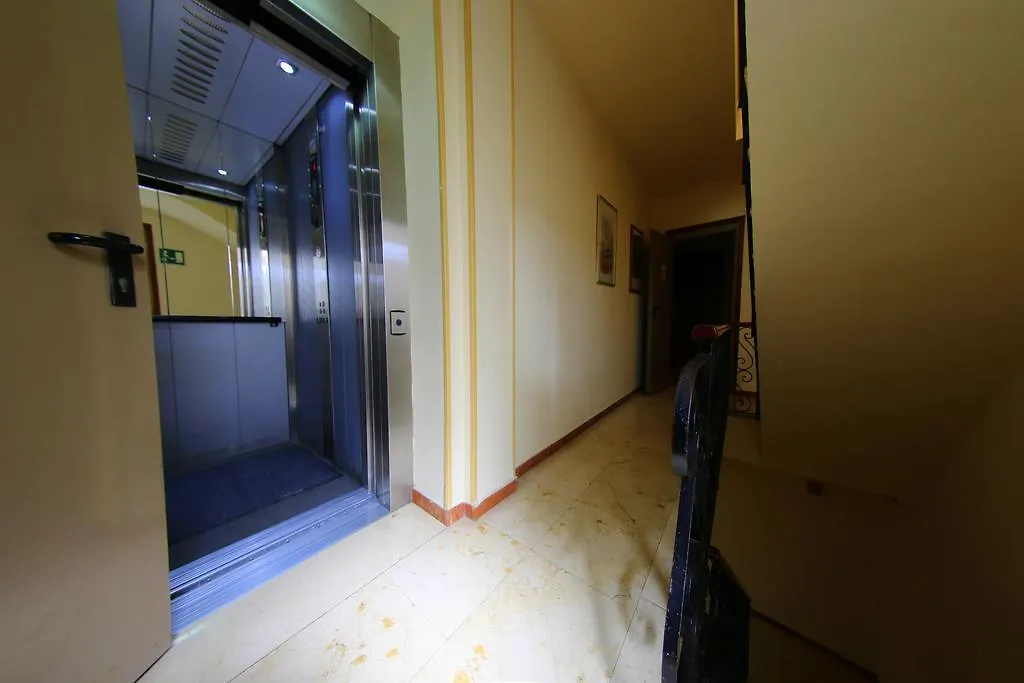 Hotel Olle Reus