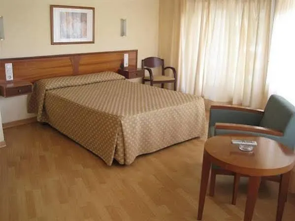 Hotel Olle Reus