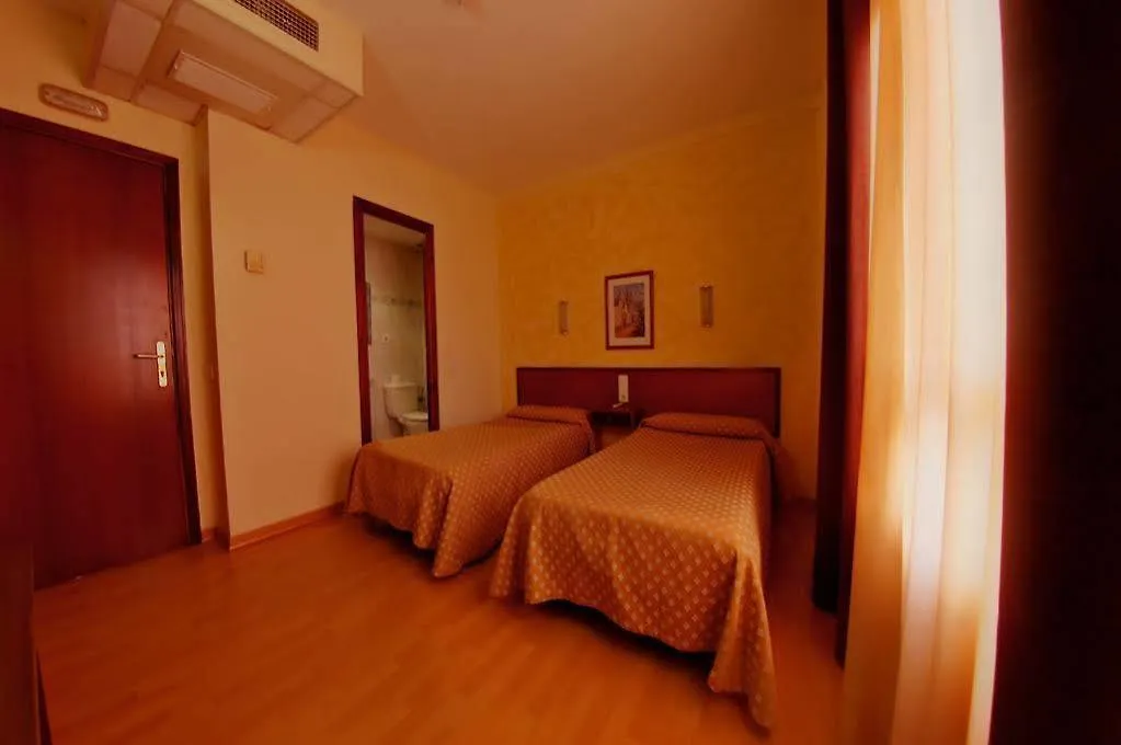 Hotel Olle 레우스